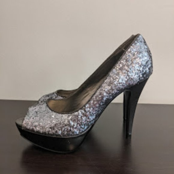 7.5 | Guess | Silver Glitter Peep Toe Heels - Picture 1 of 5